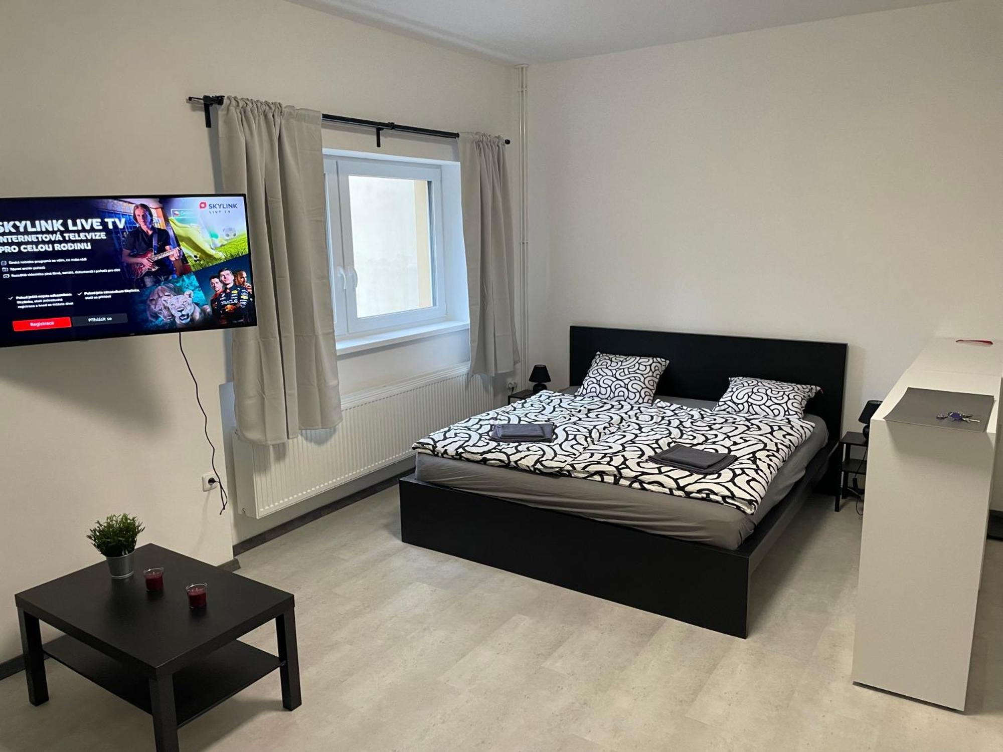 Guest Room Turnov Exterior photo